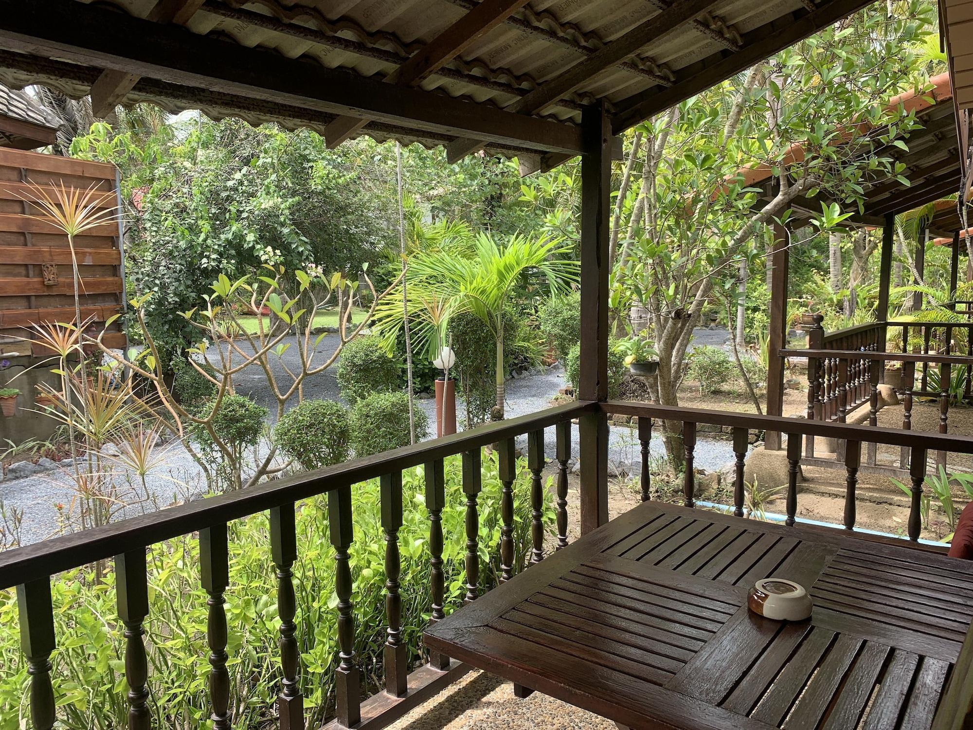 Laguna Beach Club Resort Ko Lanta Екстериор снимка